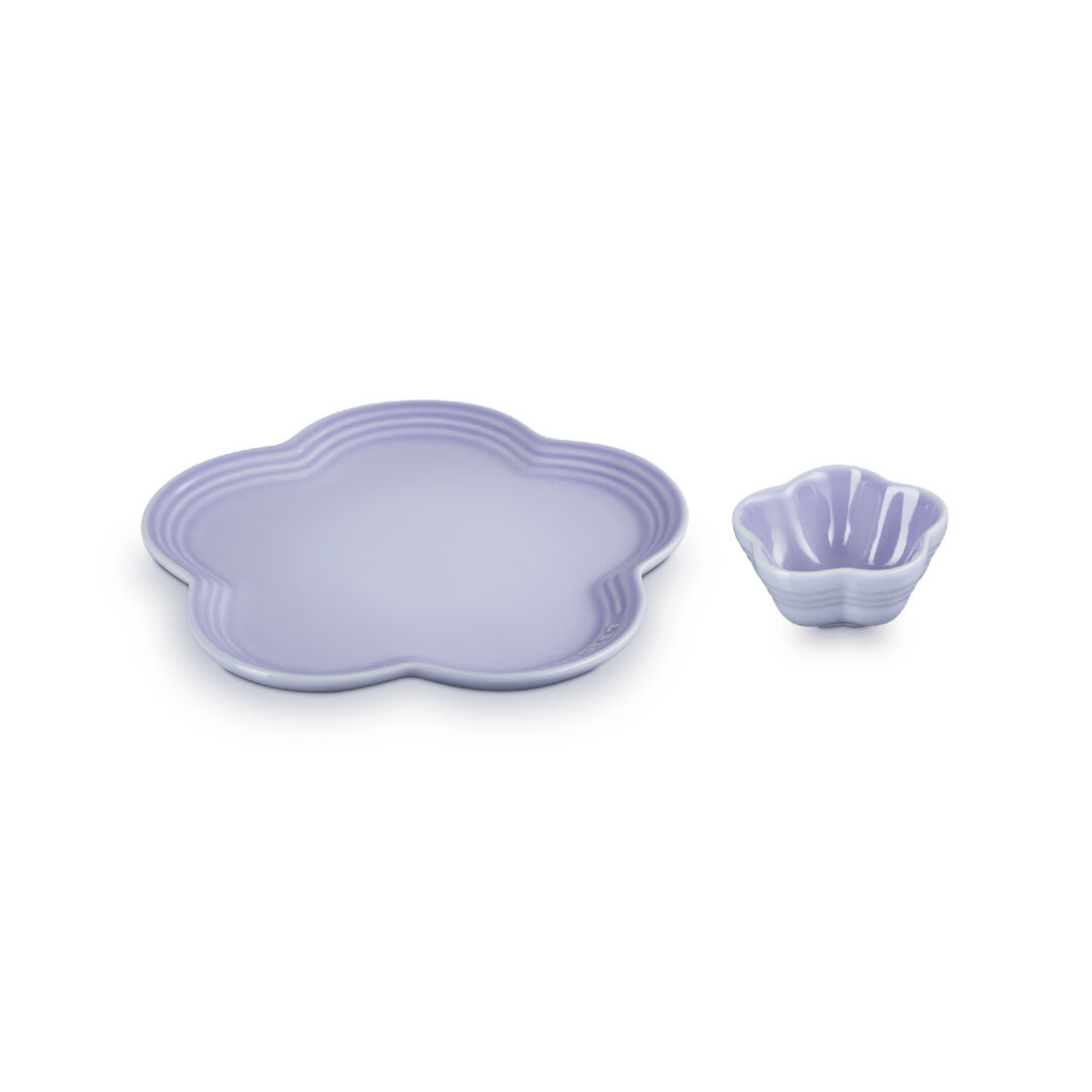 Le creuset flower plate clearance