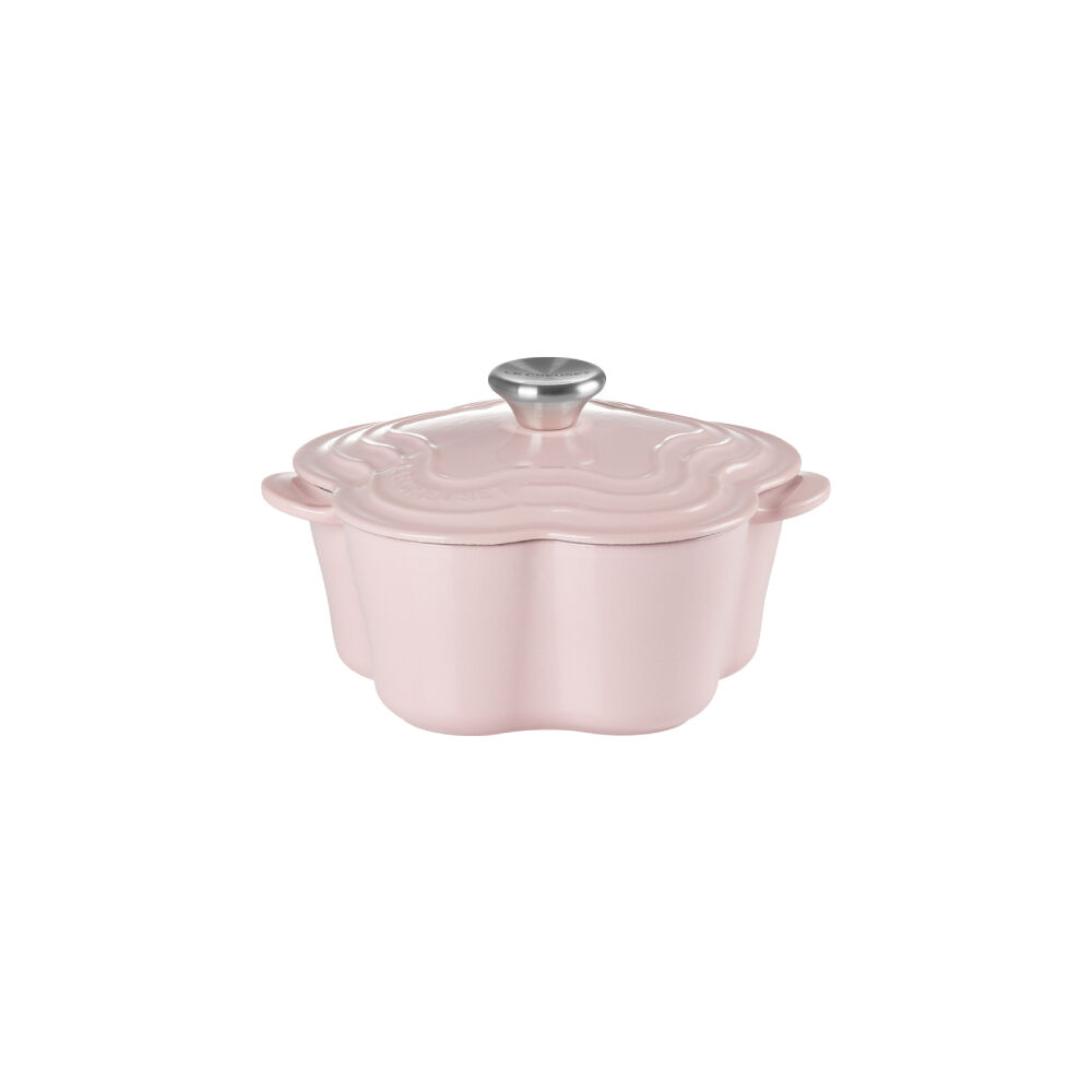 Flower Shaped Casserole 20cm Chiffon Pink 401 | Le Creuset Flower Shaped Casserole 20cm Chiffon Pink 401 | Le Creuset