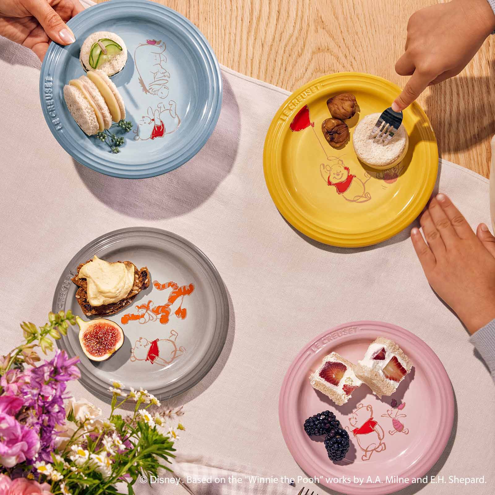 Winnie the pooh plate set best sale