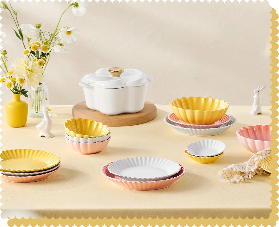 LE CREUSET New Flower Collection