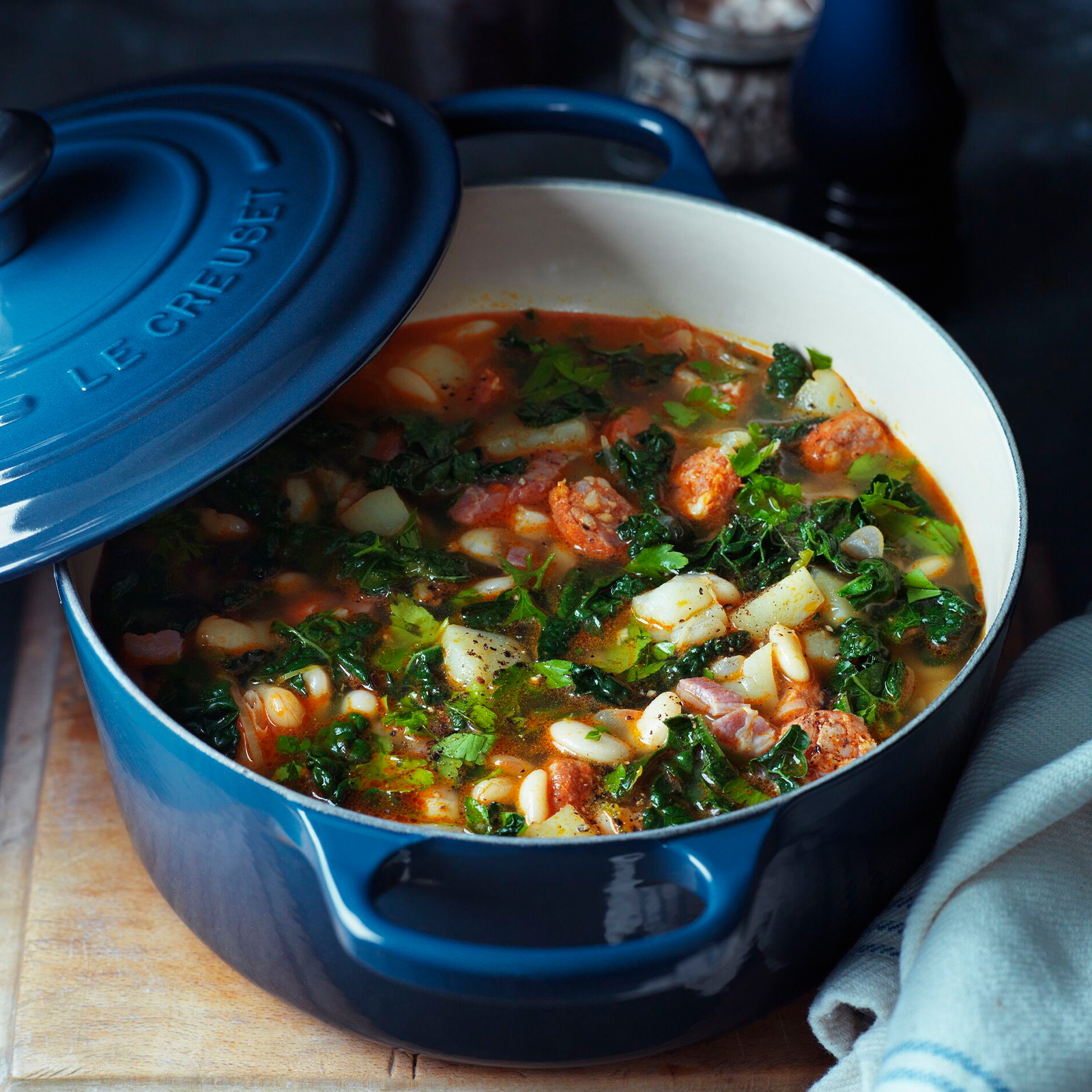 Round Casserole image number 5