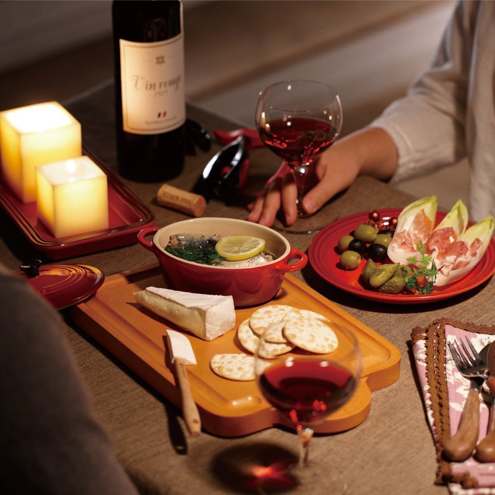 Maplewood Cutting Board image number 4