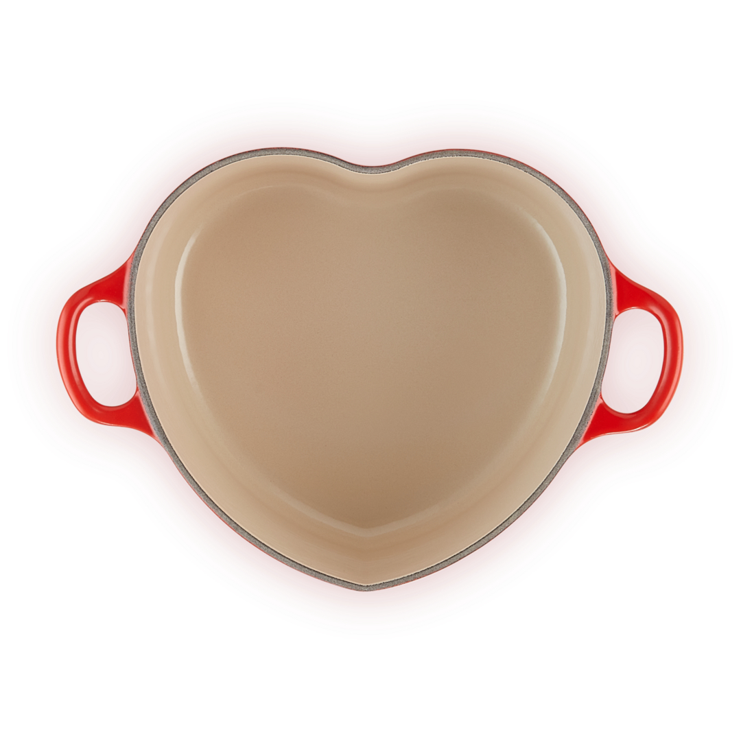 Heart Shaped Casserole (Heart Knob) image number 4