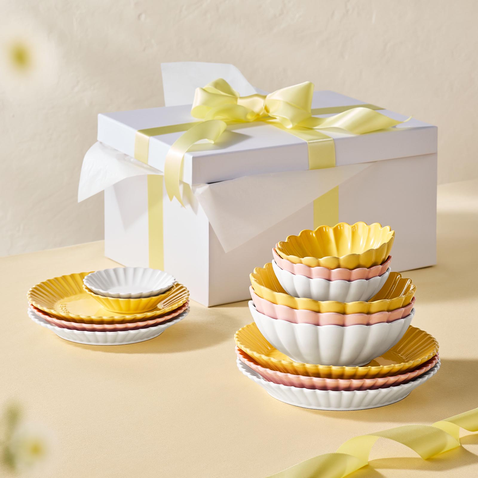 Gerbera Bowl image number 5