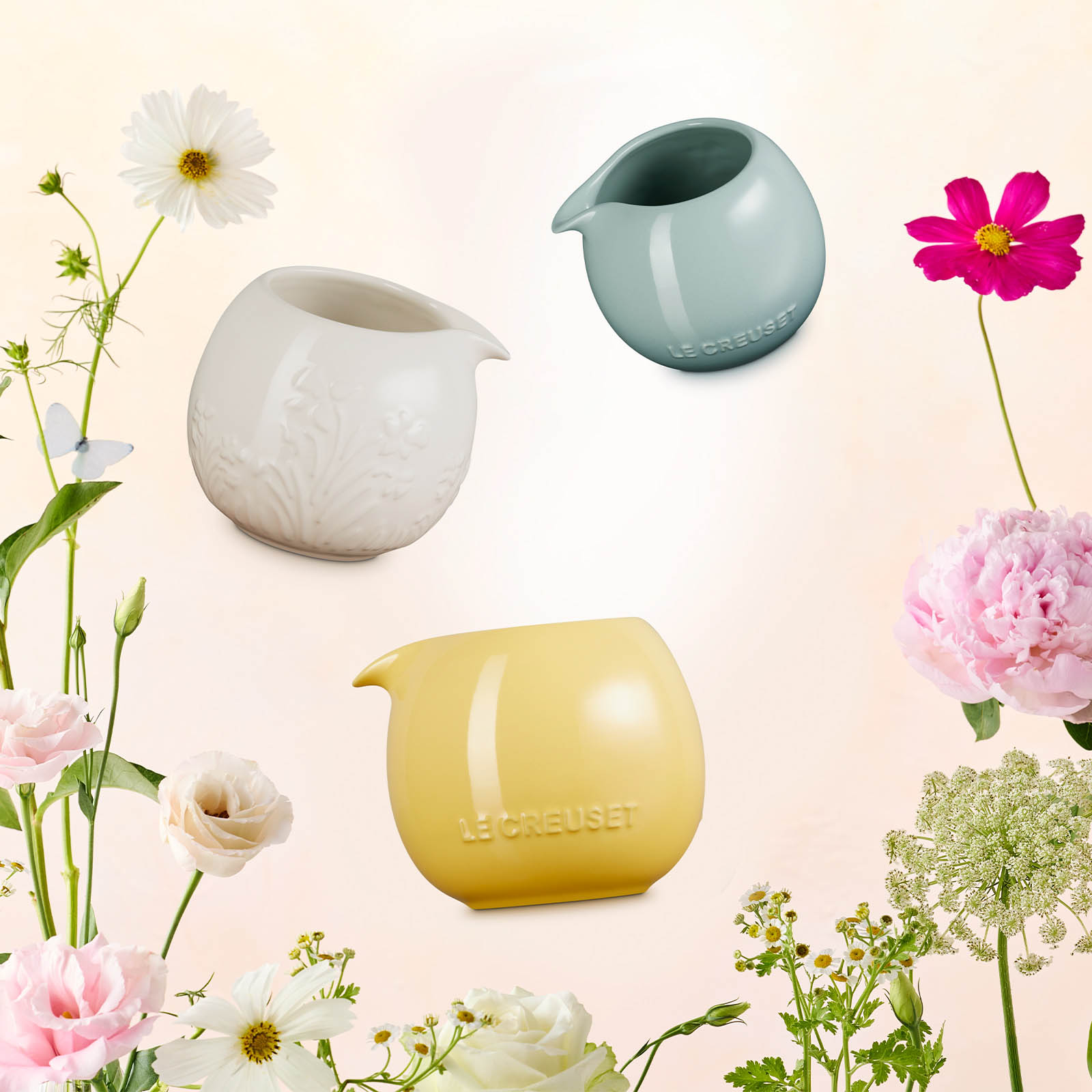 Jardin Relief Sphere Embossed Sake Pitcher image number 5