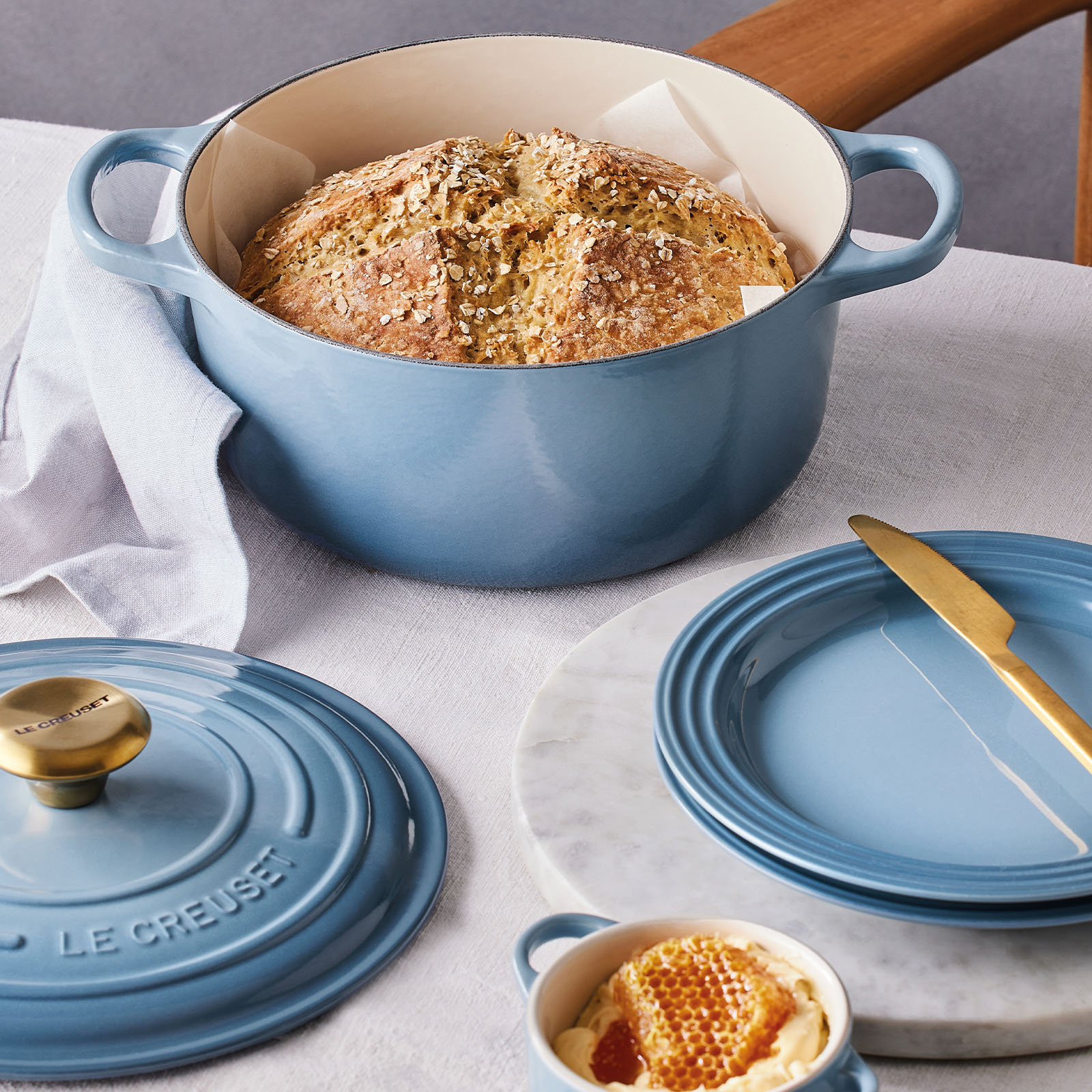 圓形琺瑯鑄鐵鍋 (金色鍋蓋頭) image number 5