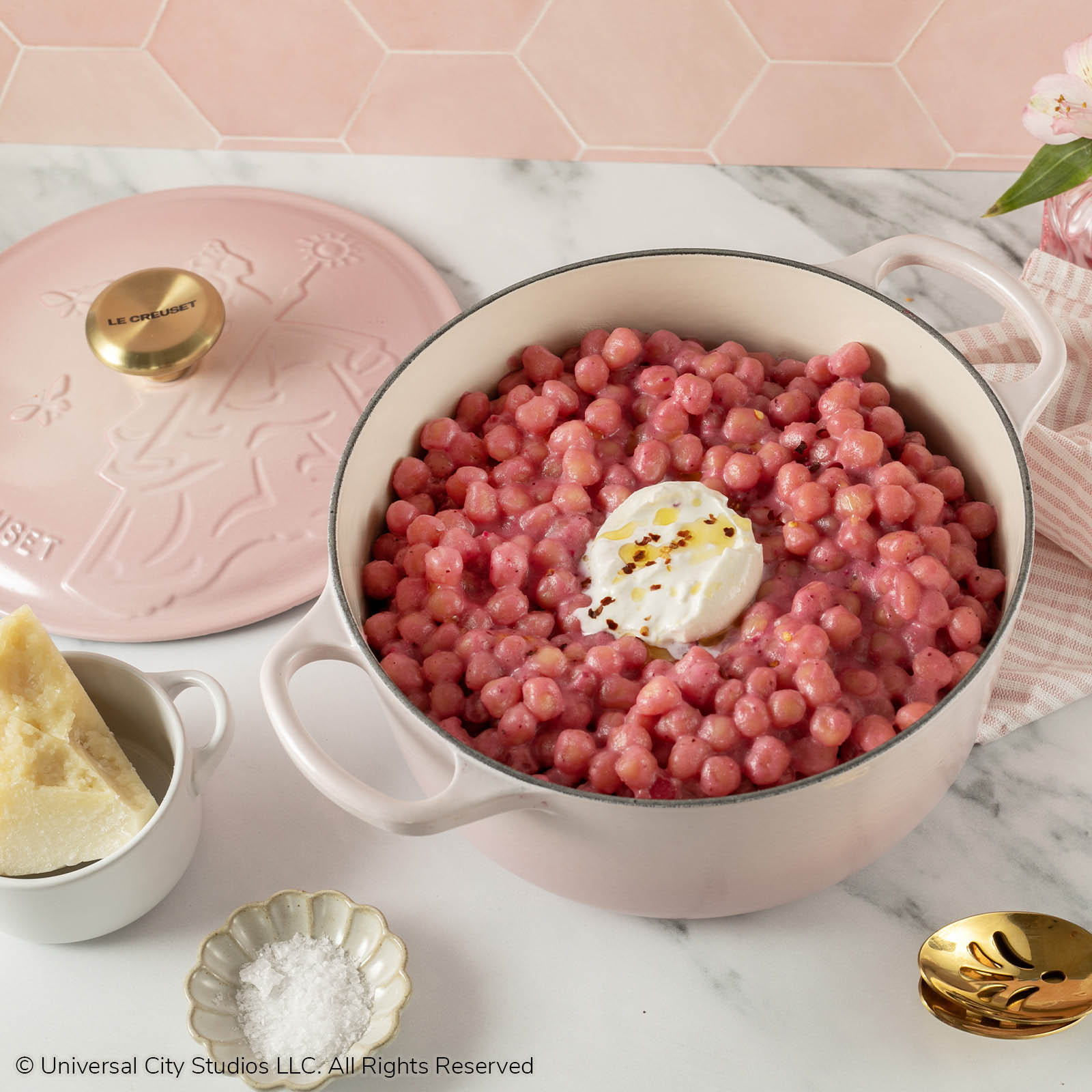 Wicked Glinda 浮雕圓形琺瑯鑄鐵鍋 image number 7