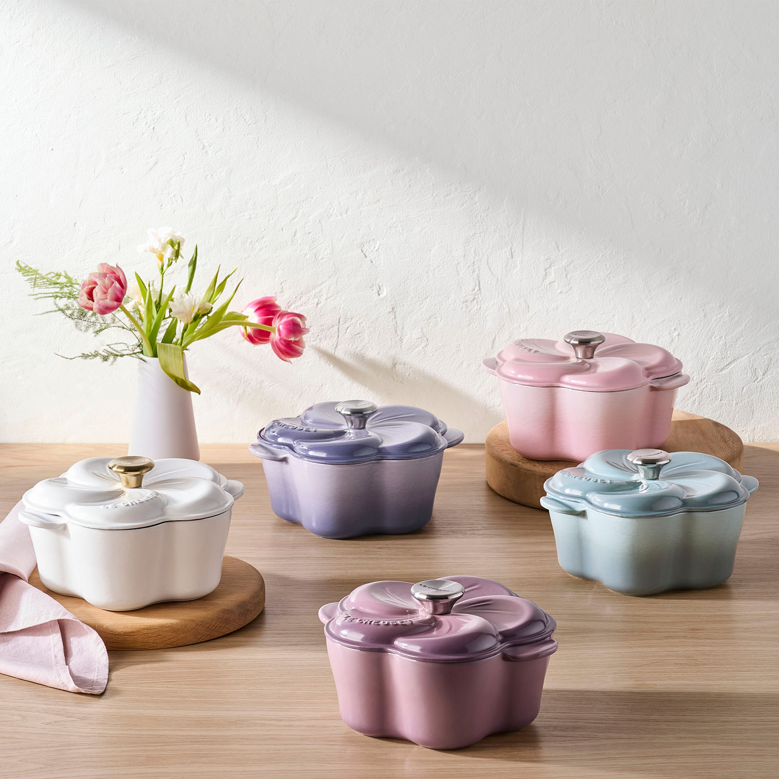 Flower Cocotte (Gold Knob) image number 5