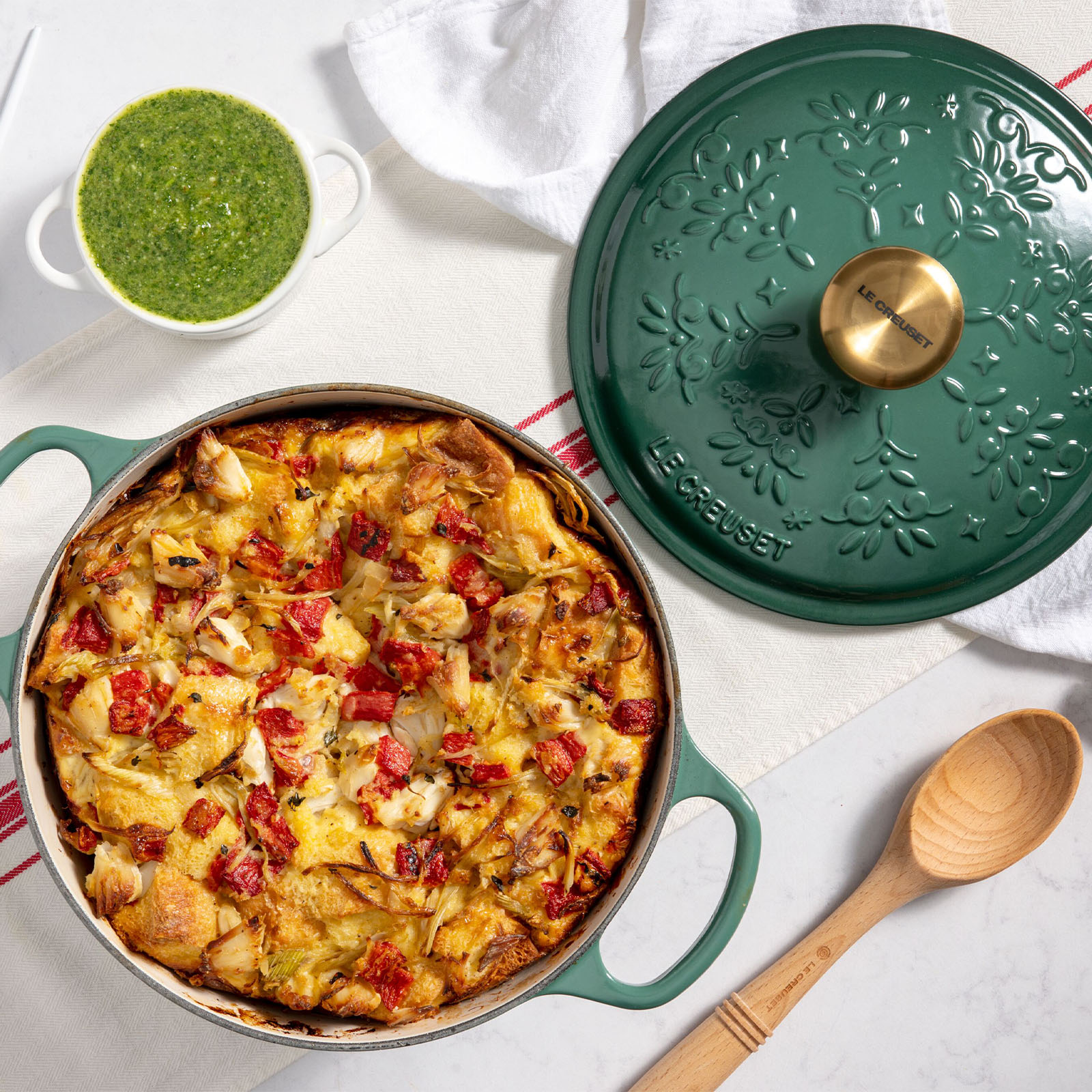 Noel 圓形琺瑯鑄鐵鍋 (金色鍋蓋頭) image number 6