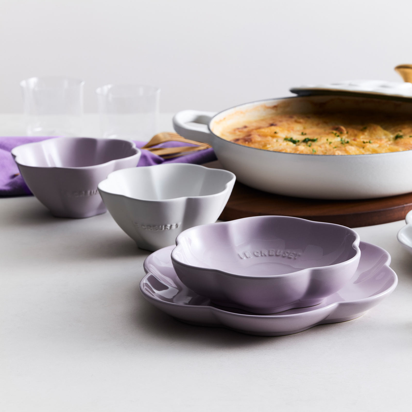 Sphere Floral Rice Bowl image number 4