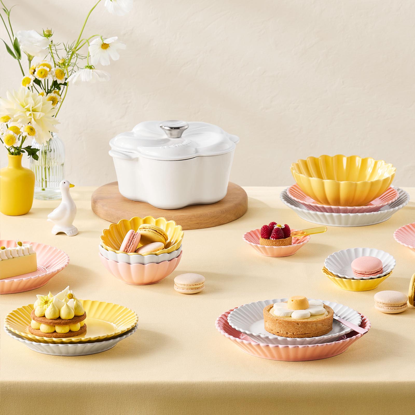 非洲菊造型陶瓷碟 image number 4