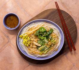 雲南麻辣乾米線